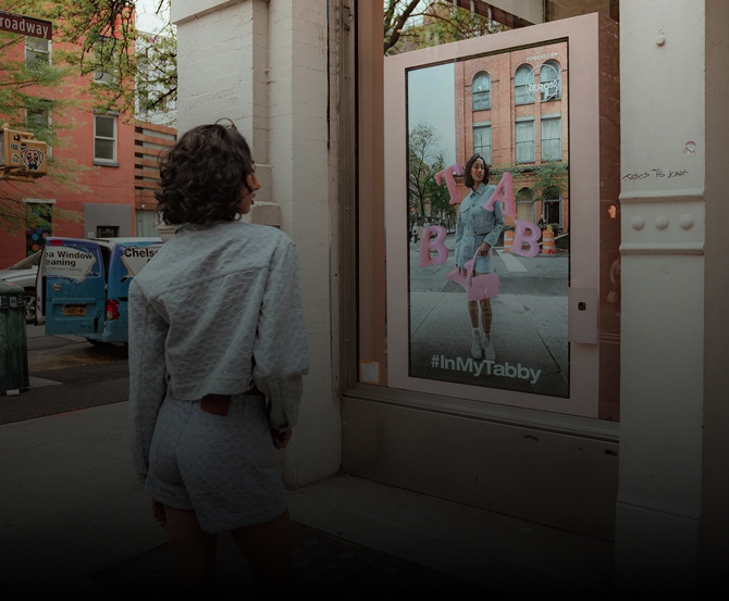 AR Mirrors and Interactive Photo Zones